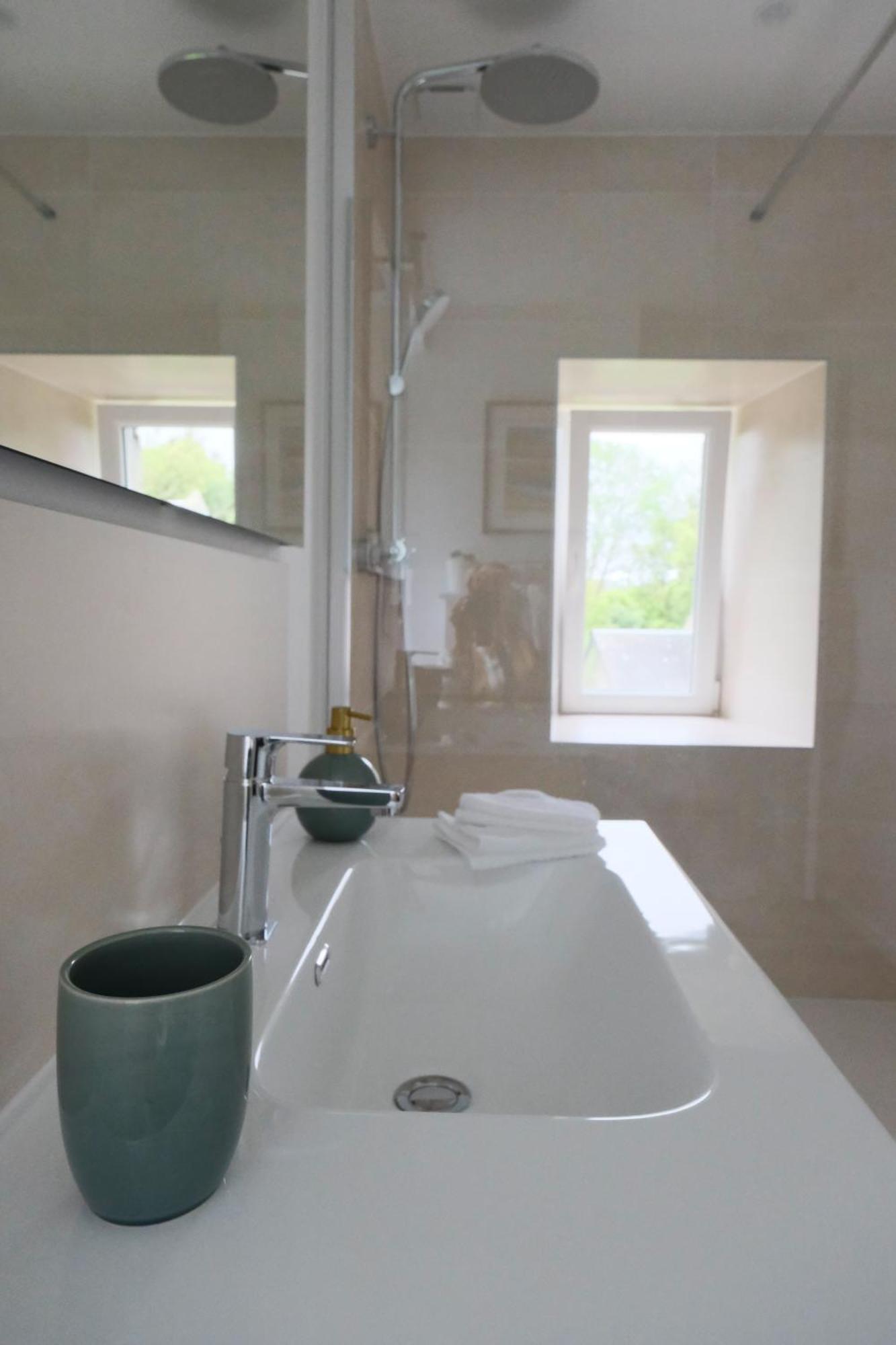 Chambres D'Hotes & Gites - Domaine Les Sources Portbail Esterno foto