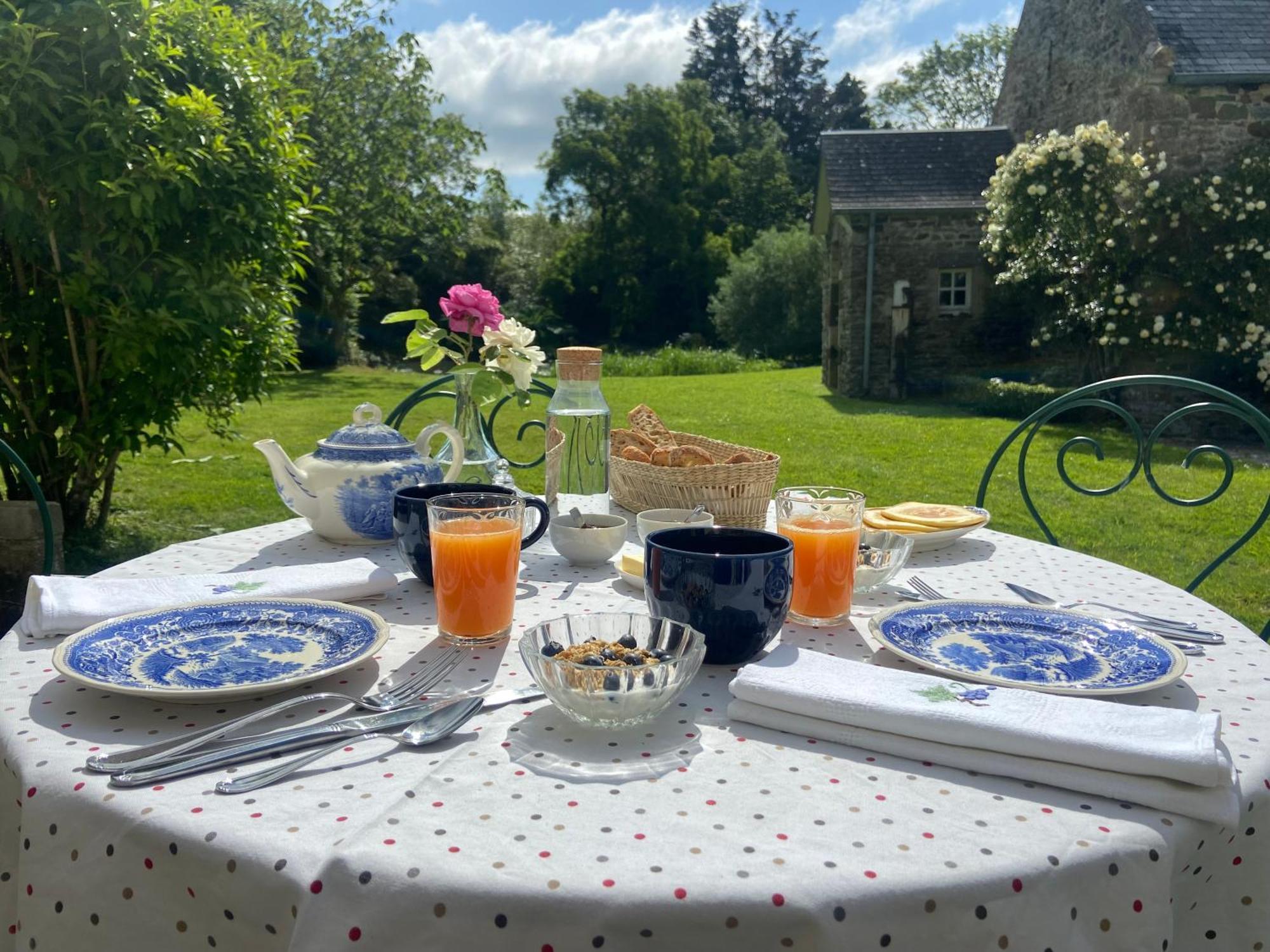 Chambres D'Hotes & Gites - Domaine Les Sources Portbail Esterno foto