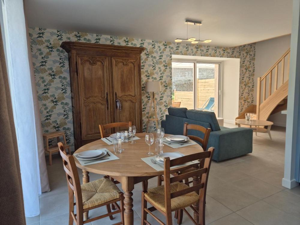 Chambres D'Hotes & Gites - Domaine Les Sources Portbail Esterno foto