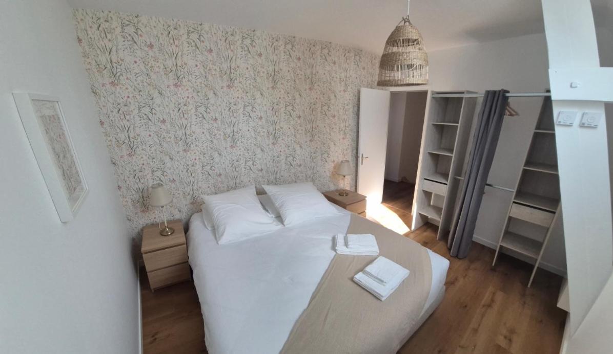 Chambres D'Hotes & Gites - Domaine Les Sources Portbail Esterno foto