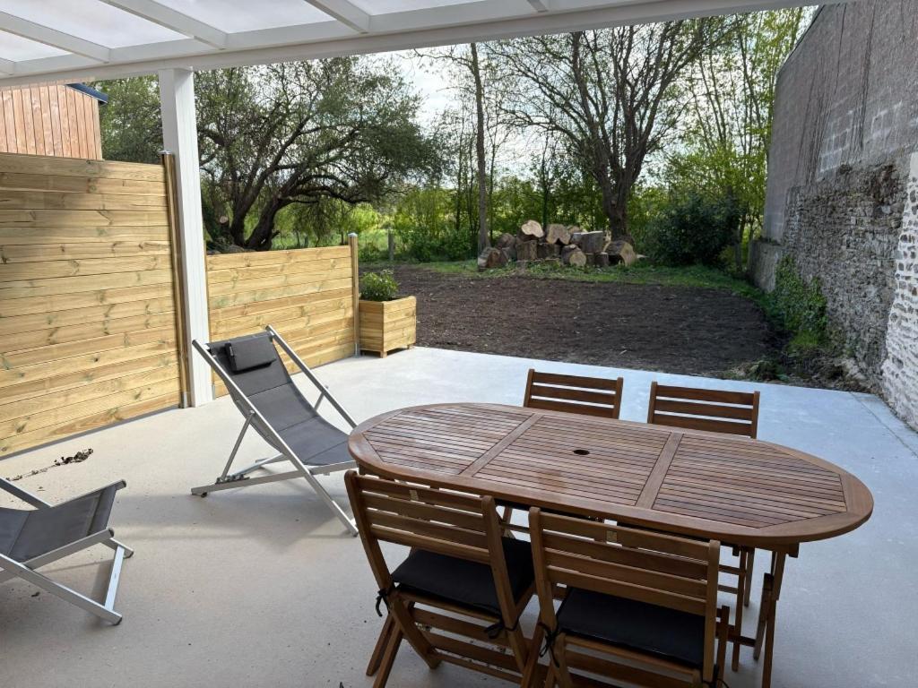 Chambres D'Hotes & Gites - Domaine Les Sources Portbail Esterno foto