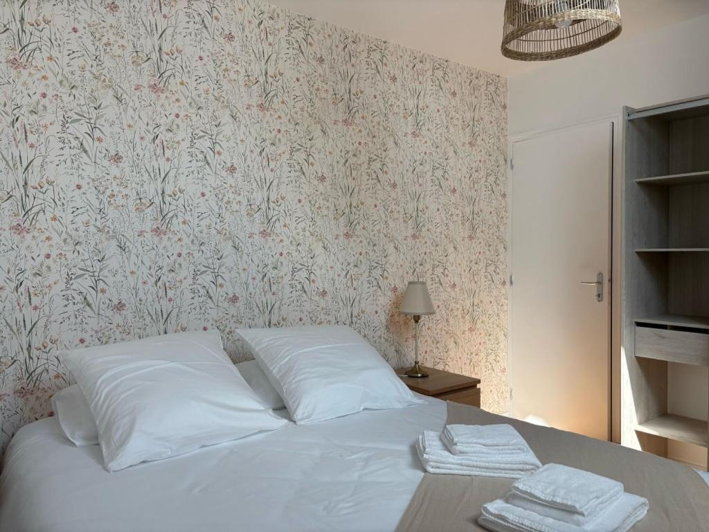Chambres D'Hotes & Gites - Domaine Les Sources Portbail Esterno foto
